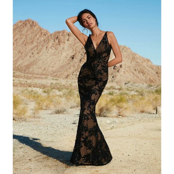 Dress The Population Sharon Mermaid Gown - Picture 1 of 10